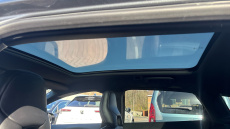 Volvo V40 D2 [122] R DESIGN Edition 5dr Diesel Hatchback